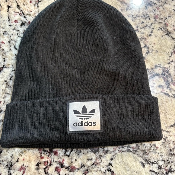 Adidas Black Beanie with Logo Patch - Picture 1 of 1